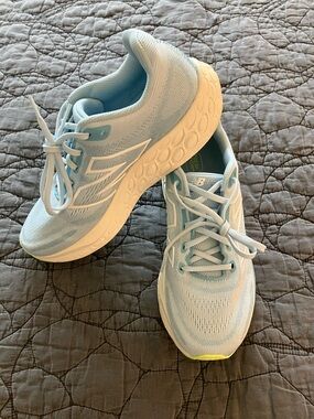 New Balance Women's 680 Fresh Foam Running Sneakers